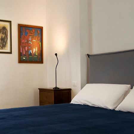 אוג'אנו לה קייזה Bric A Brac Eclectic Rooms מראה חיצוני תמונה