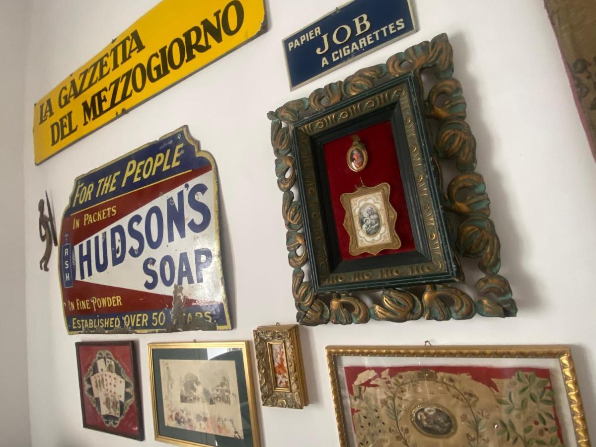 אוג'אנו לה קייזה Bric A Brac Eclectic Rooms מראה חיצוני תמונה