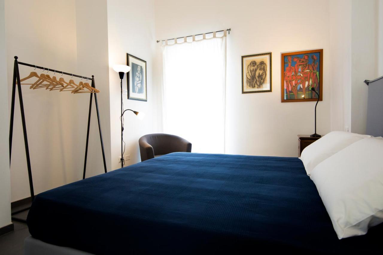 אוג'אנו לה קייזה Bric A Brac Eclectic Rooms מראה חיצוני תמונה